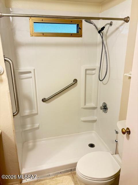2711 South Box A Way Tucson, AZ 85713 - Photo 20 of 21 2711 Box A Primary Bath