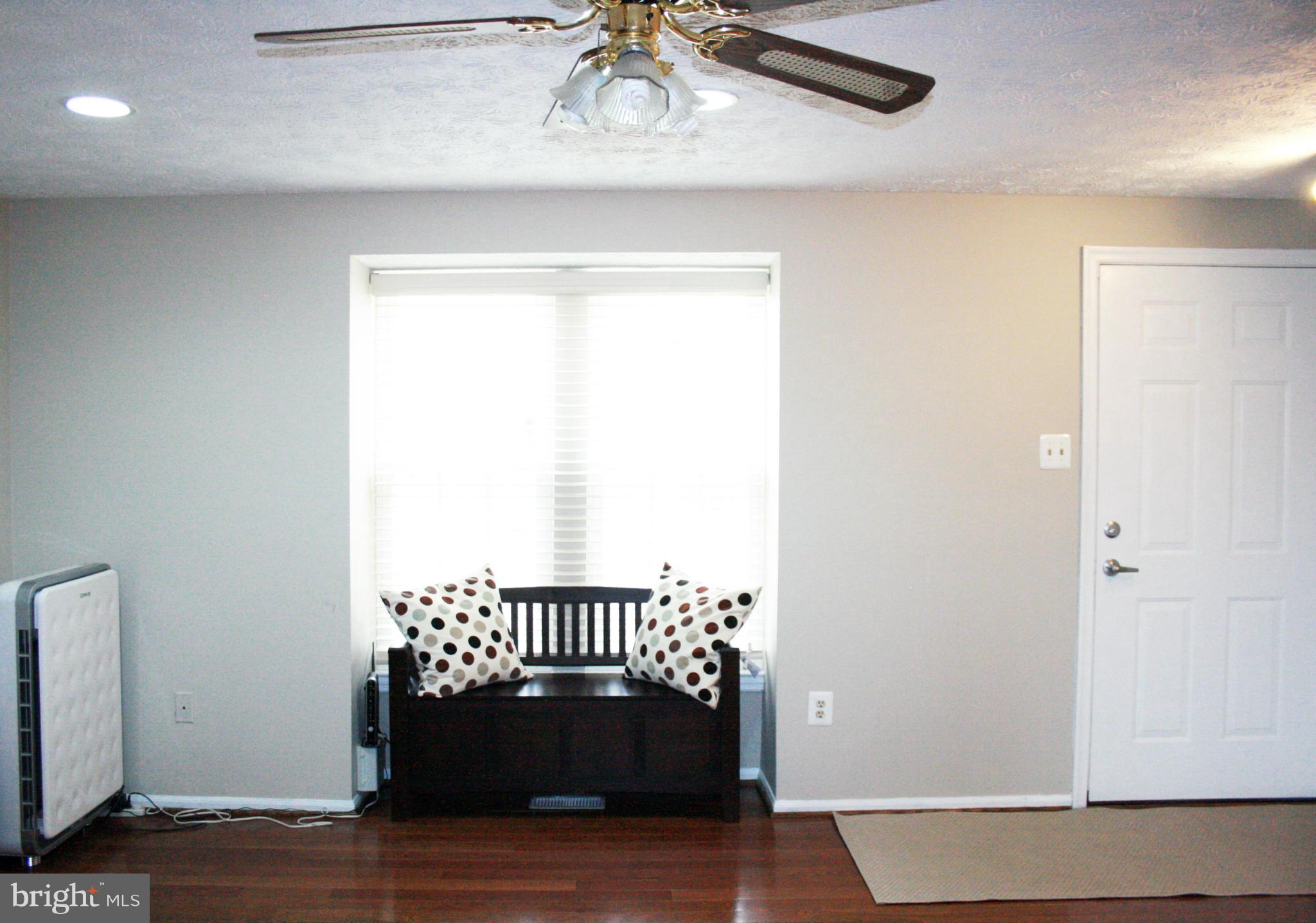 6314 Greenfield Road Elkridge, MD 21075 - Photo 6 of 27 Living Room