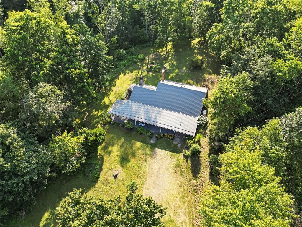 280 Rockdale Road Butler, PA 16002 - Photo 25 of 30 an aerial view of a house with swimming pool and a yard