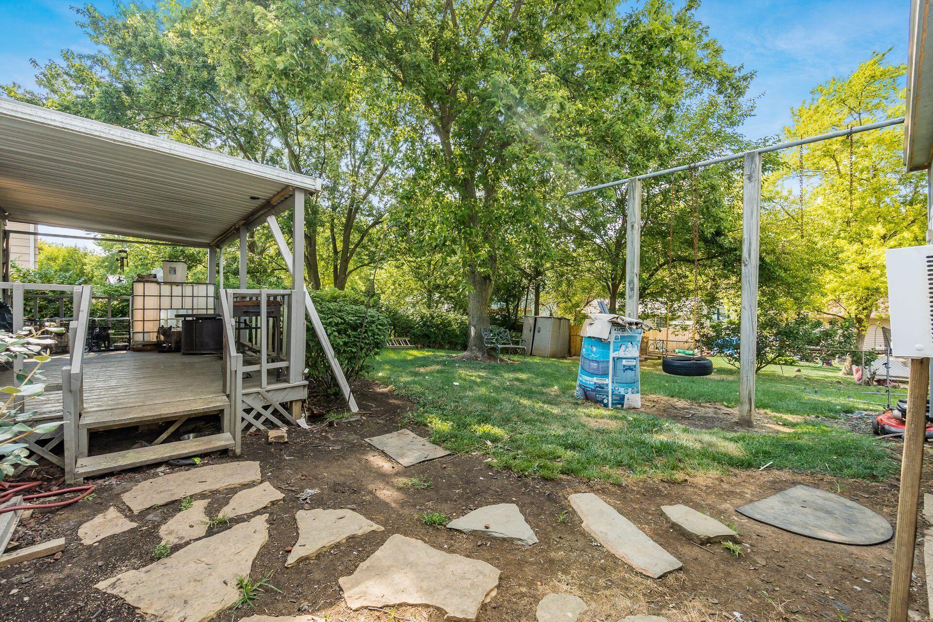 1645 Rivermont Road Columbus, OH 43223 - Photo 14 of 18 015_982b_i 1645 Rivermont 045