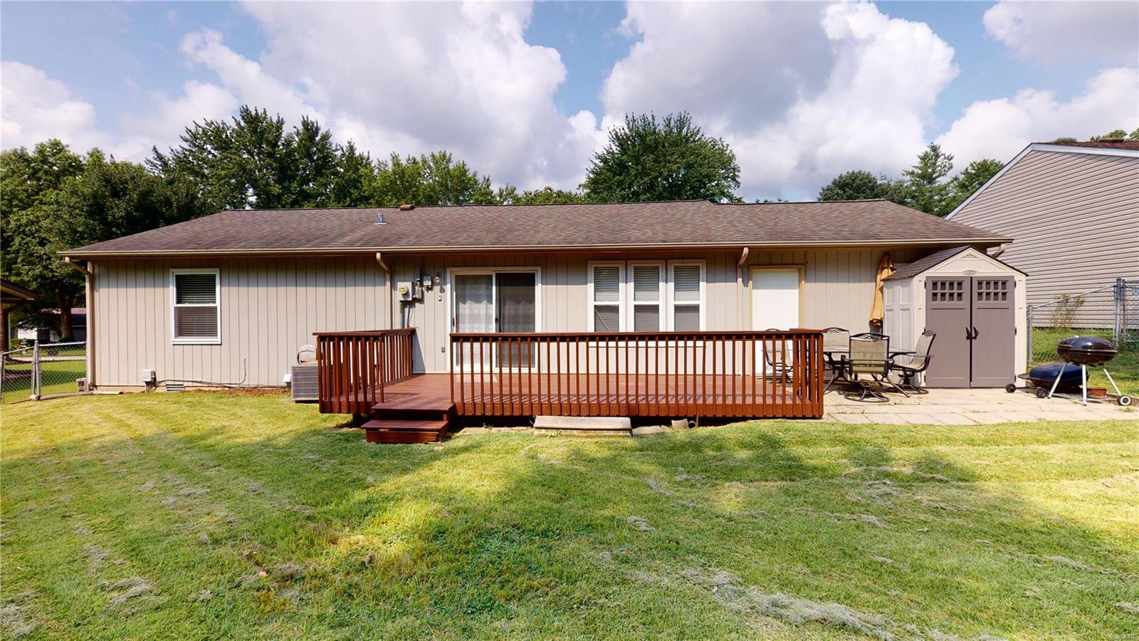 38 Innsbruck Lane Shiloh, IL 62221 - Photo 2 of 26 Gallery Image 2