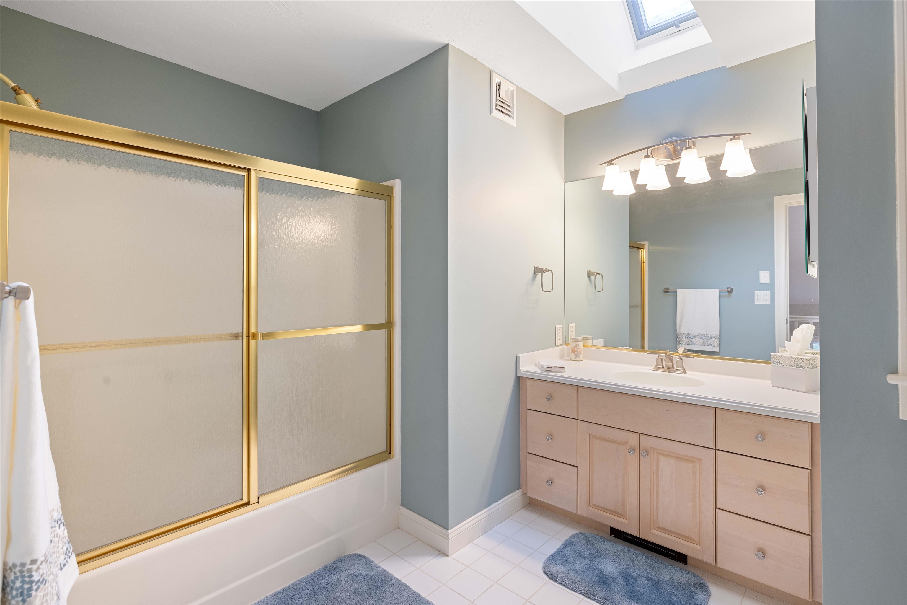 29 South Watch Road Meredith, NH 03253 - Photo 22 of 40