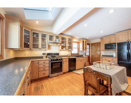 47 Scotland Road Reading, MA 01867 - Photo 12 of 30 Gallery Image 12