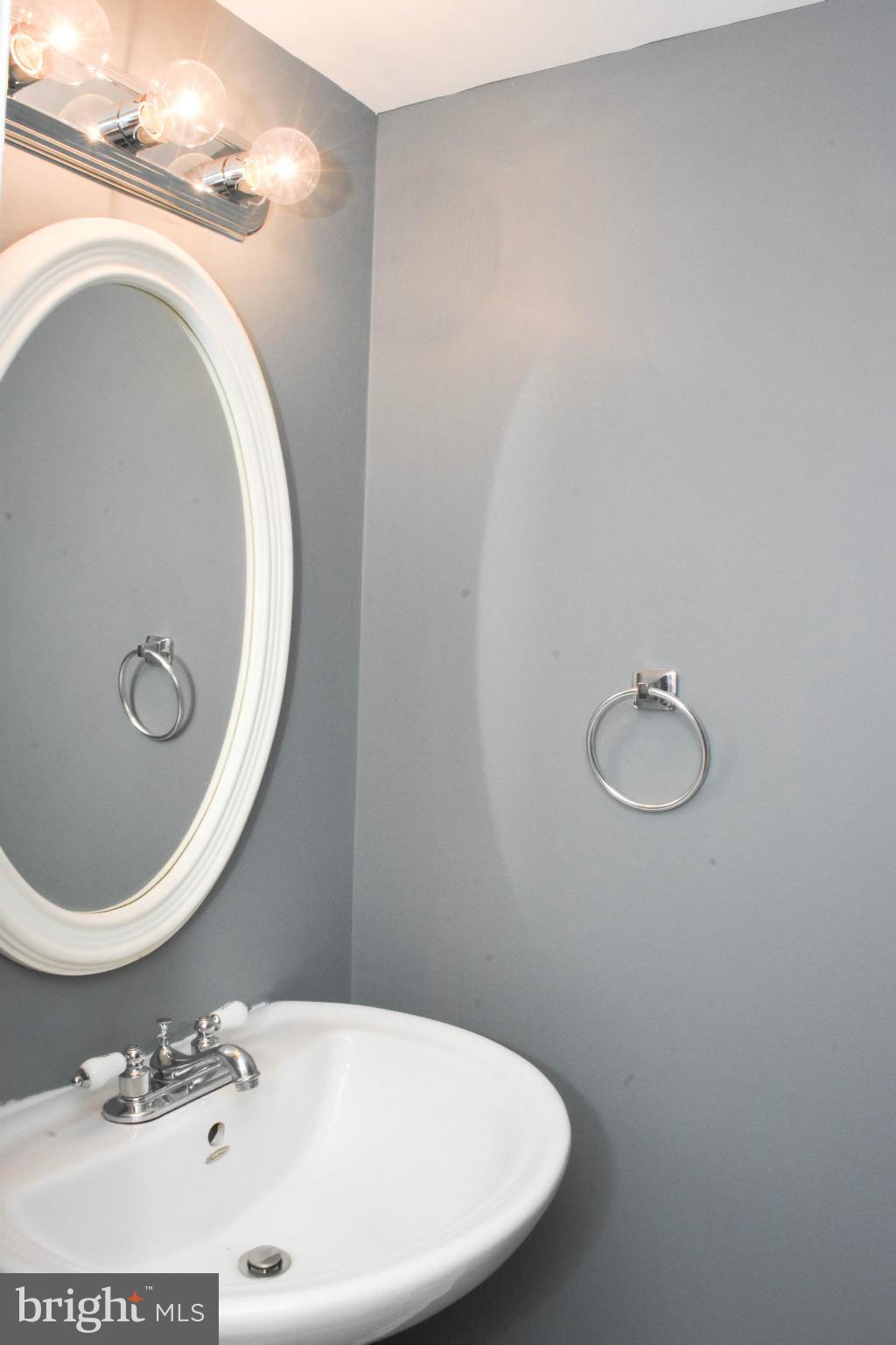 9866 Buckner Road Manassas, VA 20110 - Photo 23 of 29 Bath