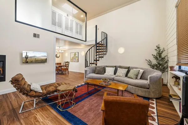 $2,600 | 385 West Pierson Street, Unit E5, Phoenix, AZ 85013