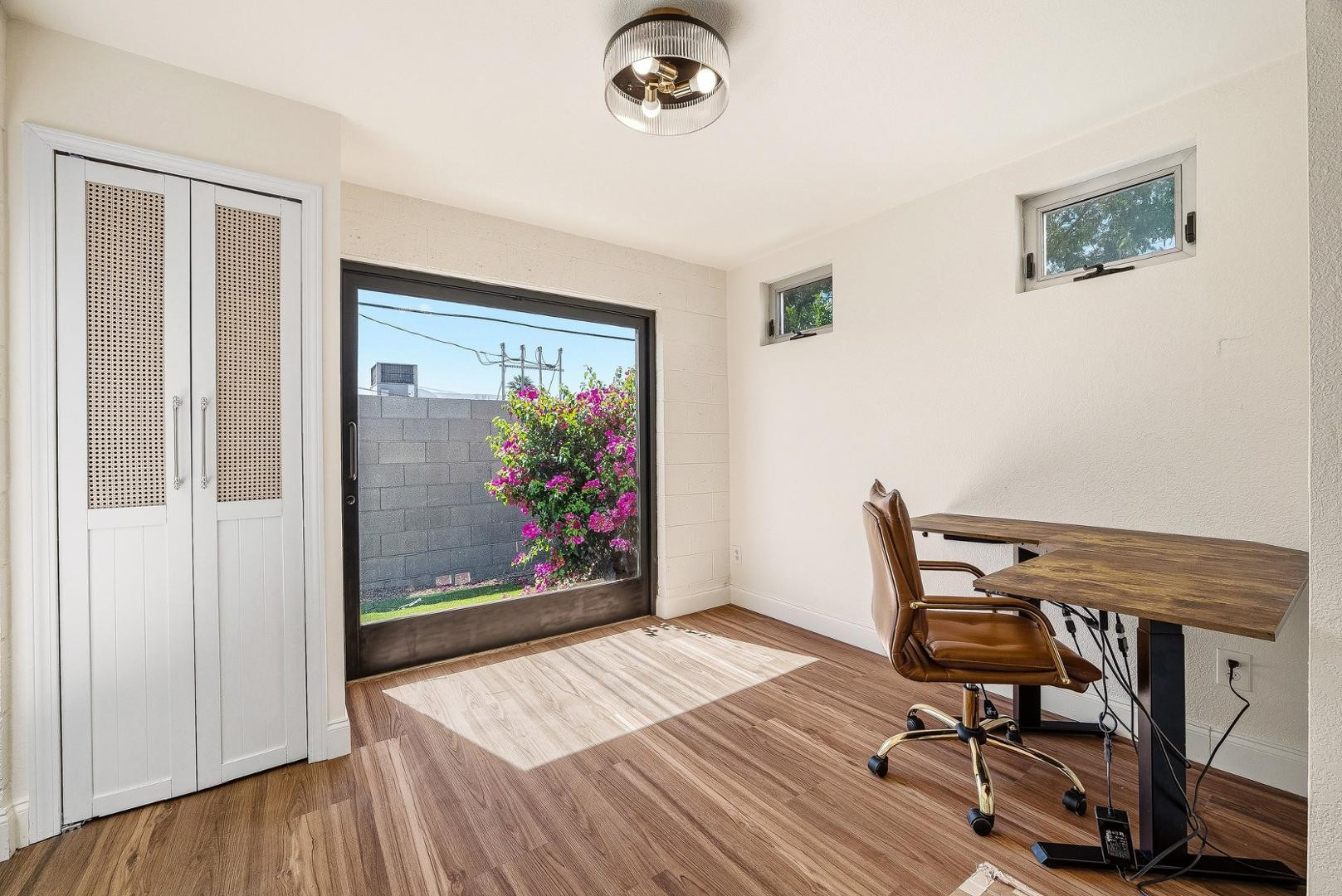 385 West Pierson Street, Unit E5 Phoenix, AZ 85013 - Photo 11 of 25 Photo #11