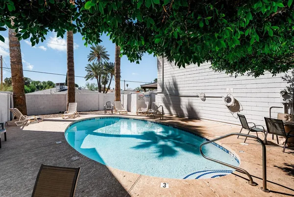 $2,600 | 385 West Pierson Street, Unit E5, Phoenix, AZ 85013