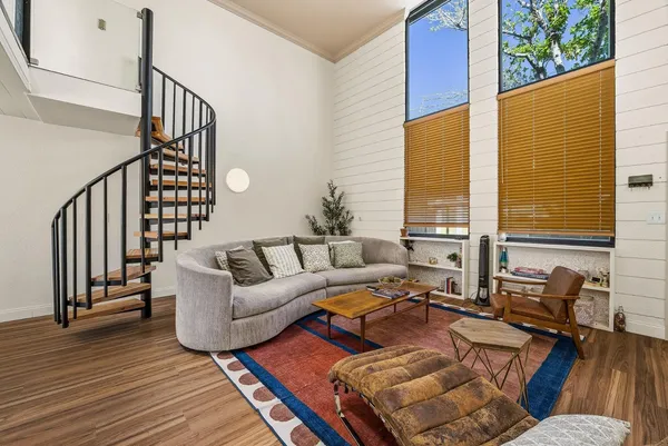 $2,600 | 385 West Pierson Street, Unit E5, Phoenix, AZ 85013