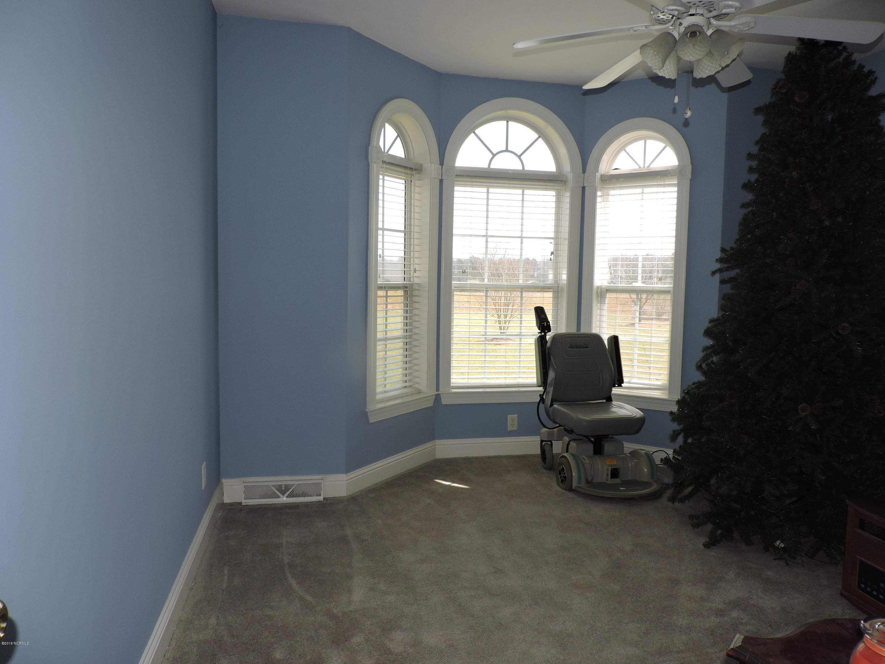 10682 Red Oak Road Whitakers, NC 27891 - Photo 18 of 28 DSCN1915