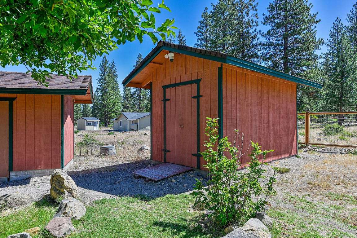 17855 Fisher Road Weed, CA 96094 - Photo 37 of 43 Gallery Image 37