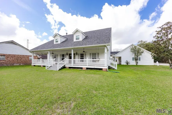 $370,000 | 1205 Highway 1, Donaldsonville, LA 70346