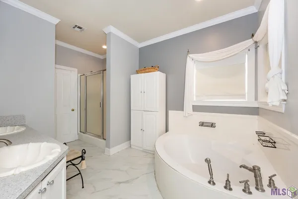 $370,000 | 1205 Highway 1, Donaldsonville, LA 70346