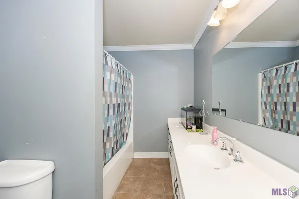 $370,000 | 1205 Highway 1, Donaldsonville, LA 70346