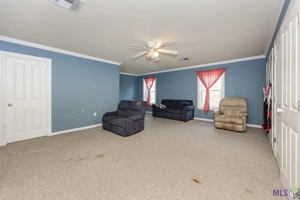 $370,000 | 1205 Highway 1, Donaldsonville, LA 70346