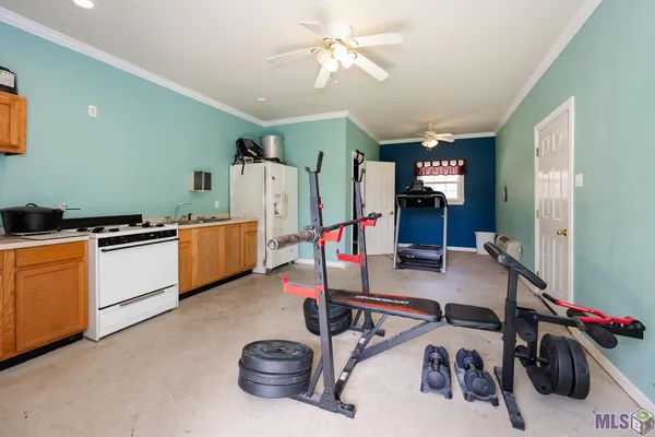 $370,000 | 1205 Highway 1, Donaldsonville, LA 70346