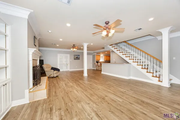 $370,000 | 1205 Highway 1, Donaldsonville, LA 70346