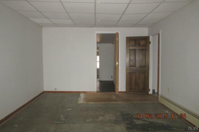 450 Stoneridge Road Emmaus, PA 18049 - Photo 7 of 8 Gallery Image 7