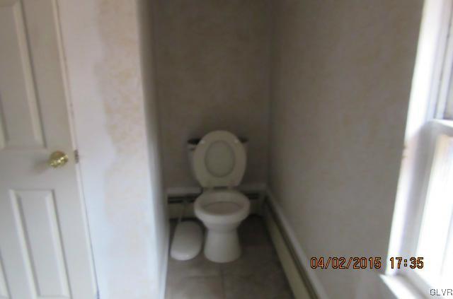 450 Stoneridge Road Emmaus, PA 18049 - Photo 8 of 8 Gallery Image 8