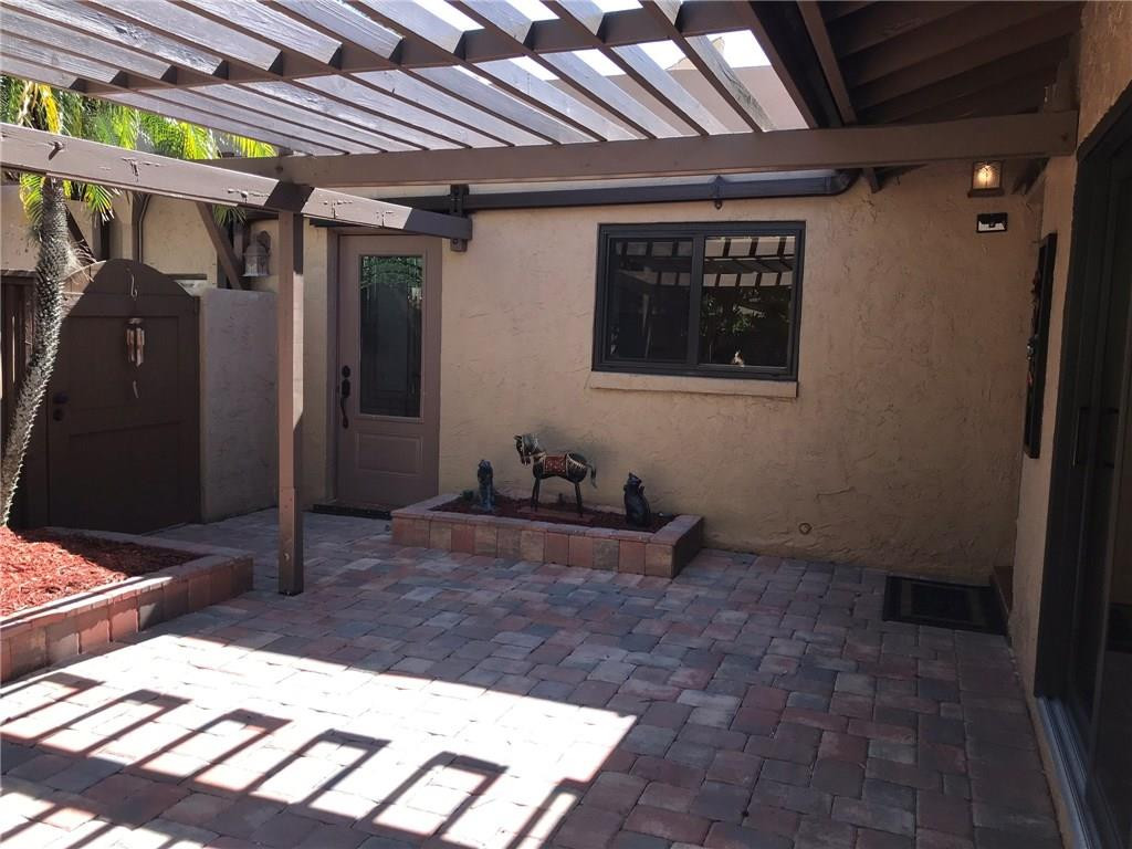 6548 Patio Lane, Unit 4 Boca Raton, FL 33433 - Photo 3 of 28 Photo 3