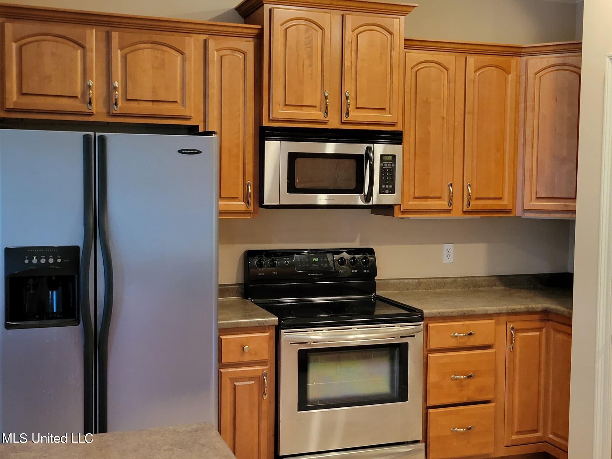 18 Paper Shell Road Carriere, MS 39426 - Photo 21 of 56 18 Kitchen 3