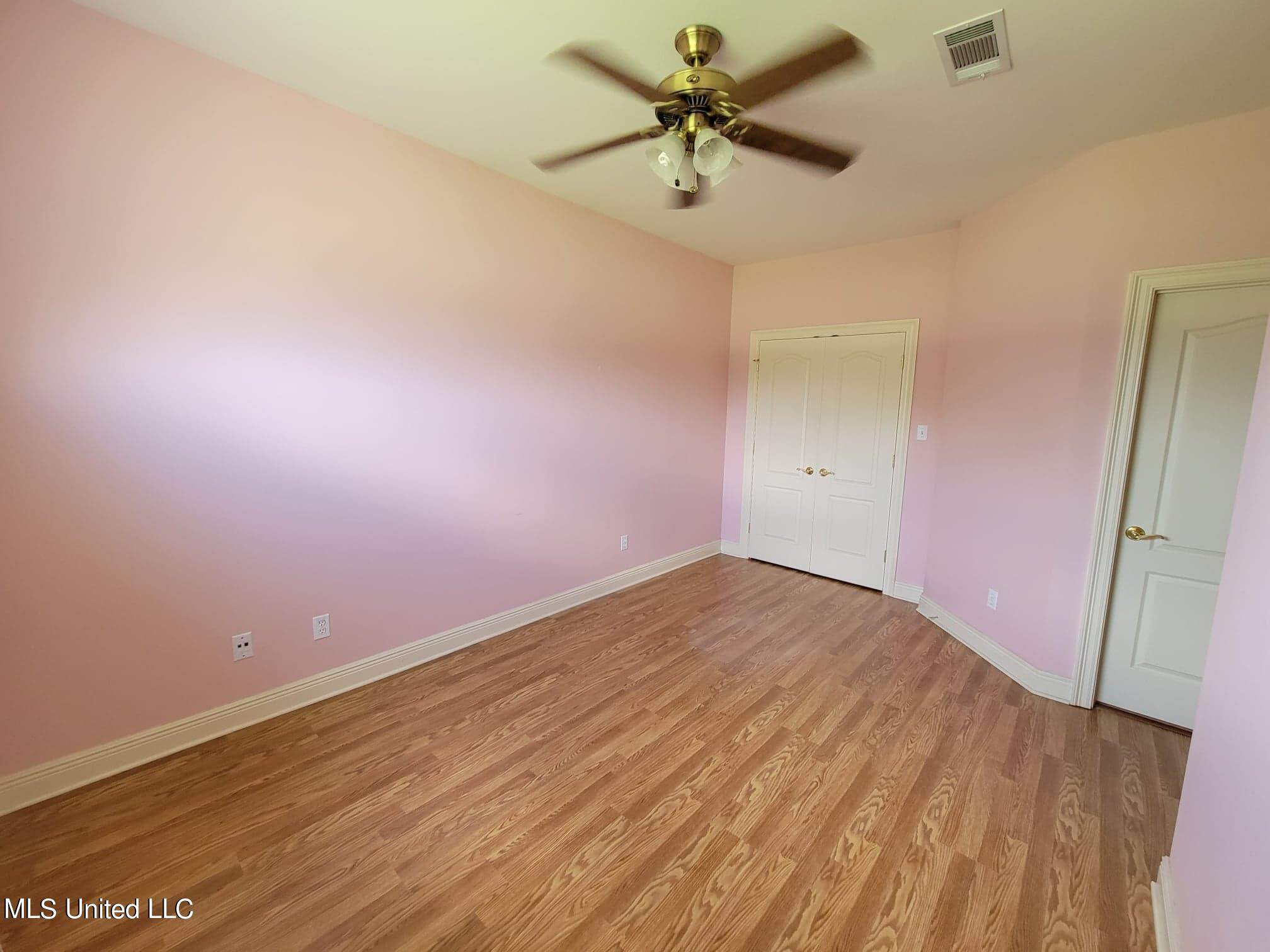 18 Paper Shell Road Carriere, MS 39426 - Photo 25 of 56 21 Office - Bonus room - 4th bedroom 2