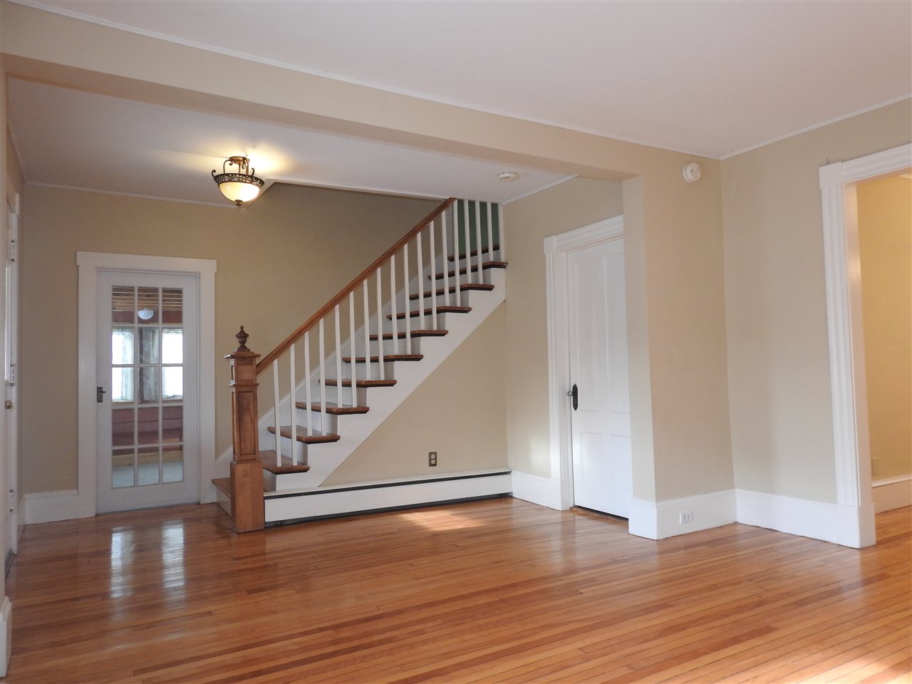 19 Crescent Street Rutland, VT 05701 - Photo 9 of 22 Gallery Image 9