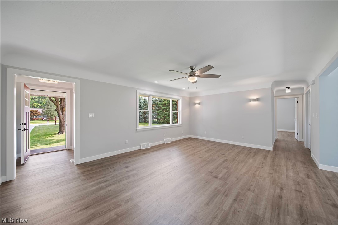 5990 Highland Road Cleveland, OH 44143 - Photo 9 of 33