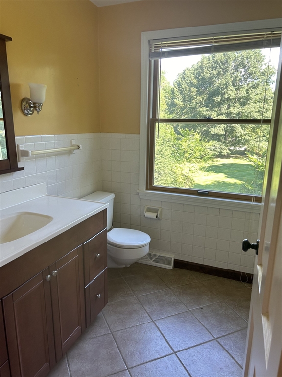 151 Rolling Ridge Road Amherst, MA 01002 - Photo 34 of 38 Gallery Image 34