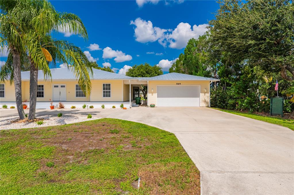 569 Rio Vista Avenue Punta Gorda, FL 33982 - Photo 6 of 100