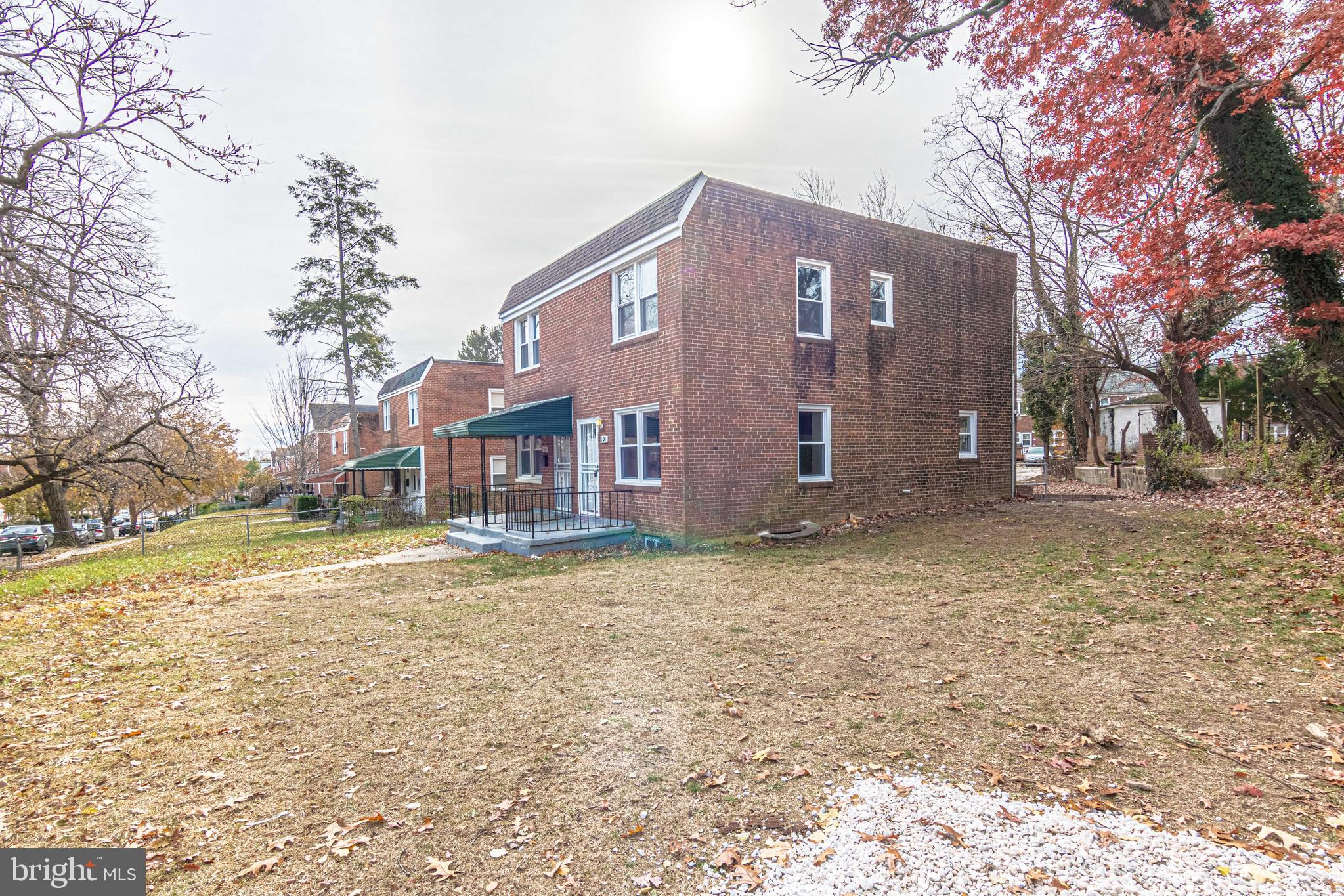 701 St Dunstans Road Baltimore, MD 21212 - Photo 3 of 41