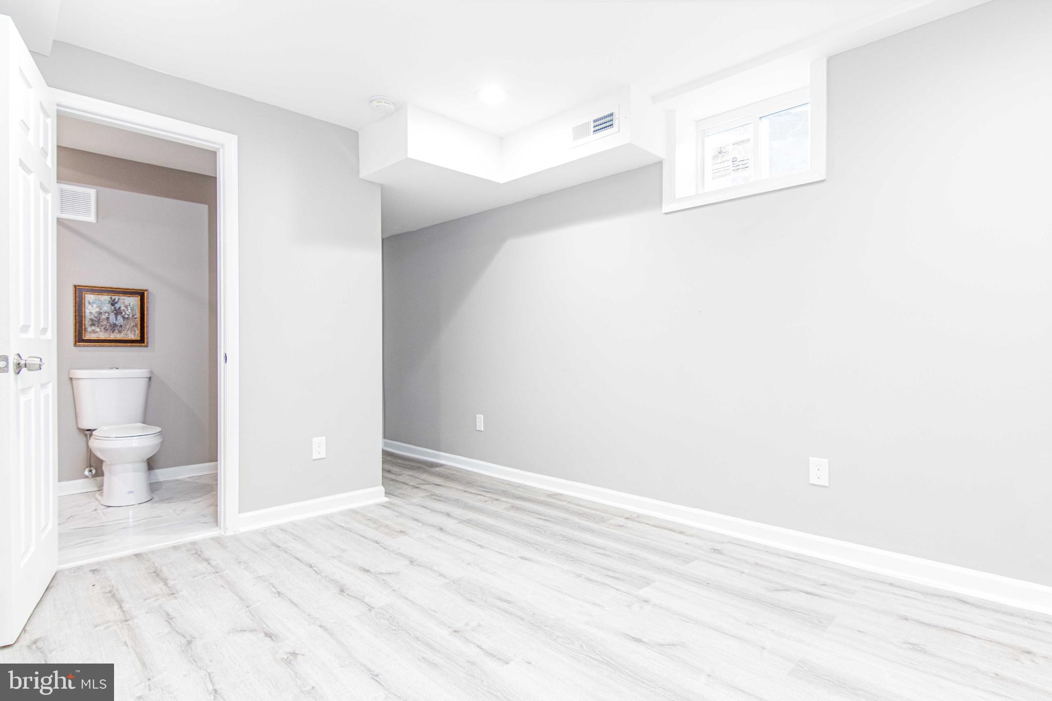701 St Dunstans Road Baltimore, MD 21212 - Photo 22 of 41