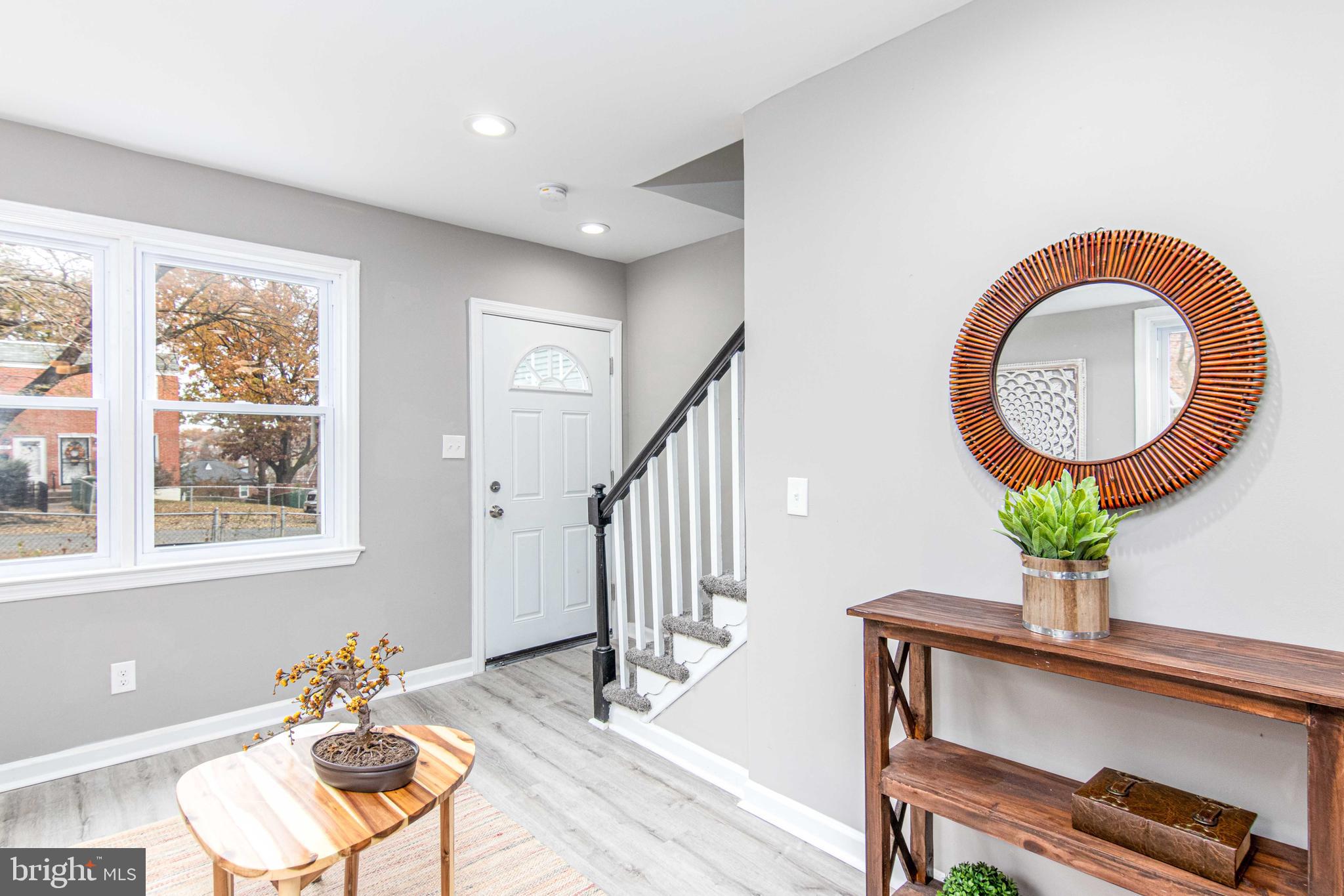 701 St Dunstans Road Baltimore, MD 21212 - Photo 6 of 41