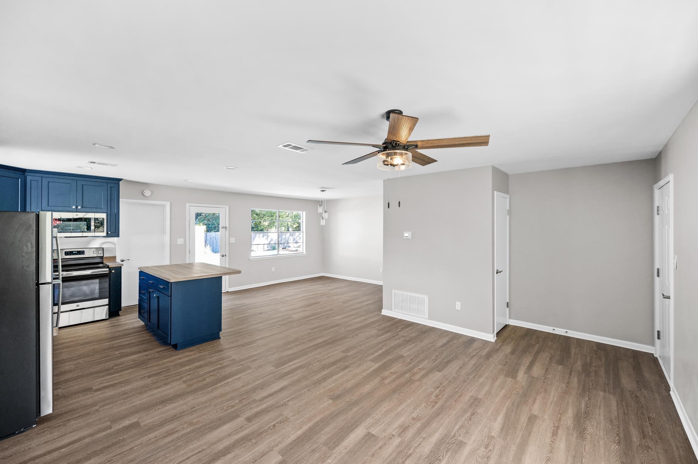 102 West Laurel Street Atmore, AL 36502 - Photo 4 of 24