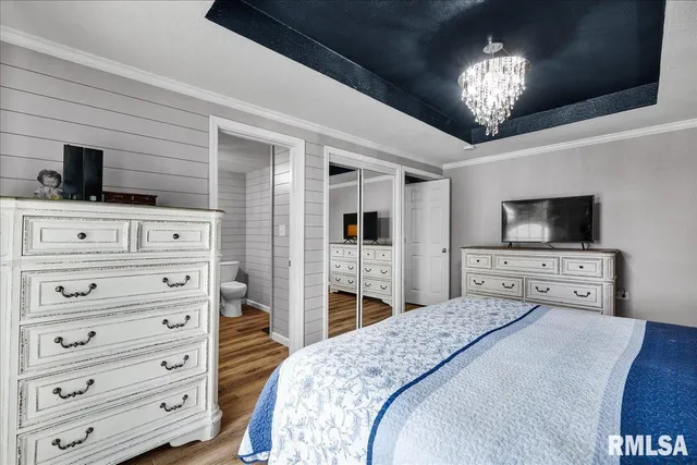 $285,000 | 1065 Lakeview Road South, Dahinda, IL 61428