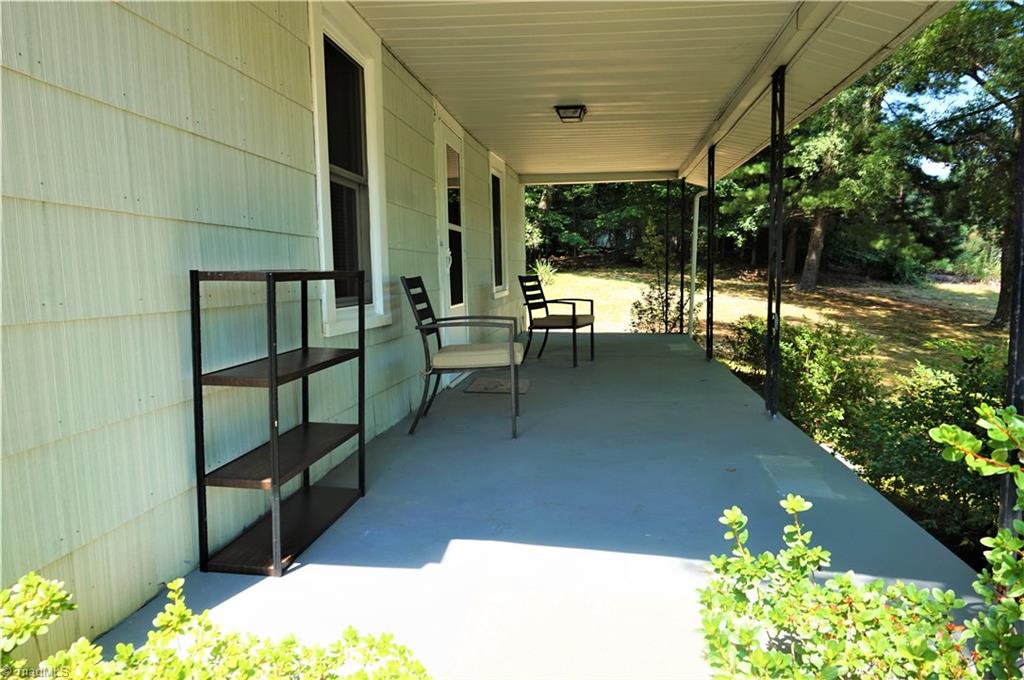 7742 Walnut Cove Road Walnut Cove, NC 27052 - Photo 3 of 30 Gallery Image 3