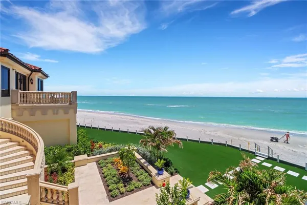 $33,880,000 | 6111 Sanibel Captiva Road, Sanibel, FL 33957