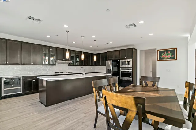 $4,400 | 717 Delaney Parkway, Oakley, CA 94561