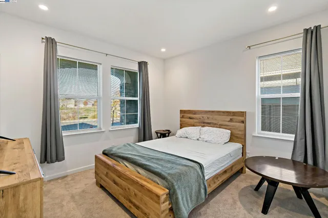 $4,400 | 717 Delaney Parkway, Oakley, CA 94561