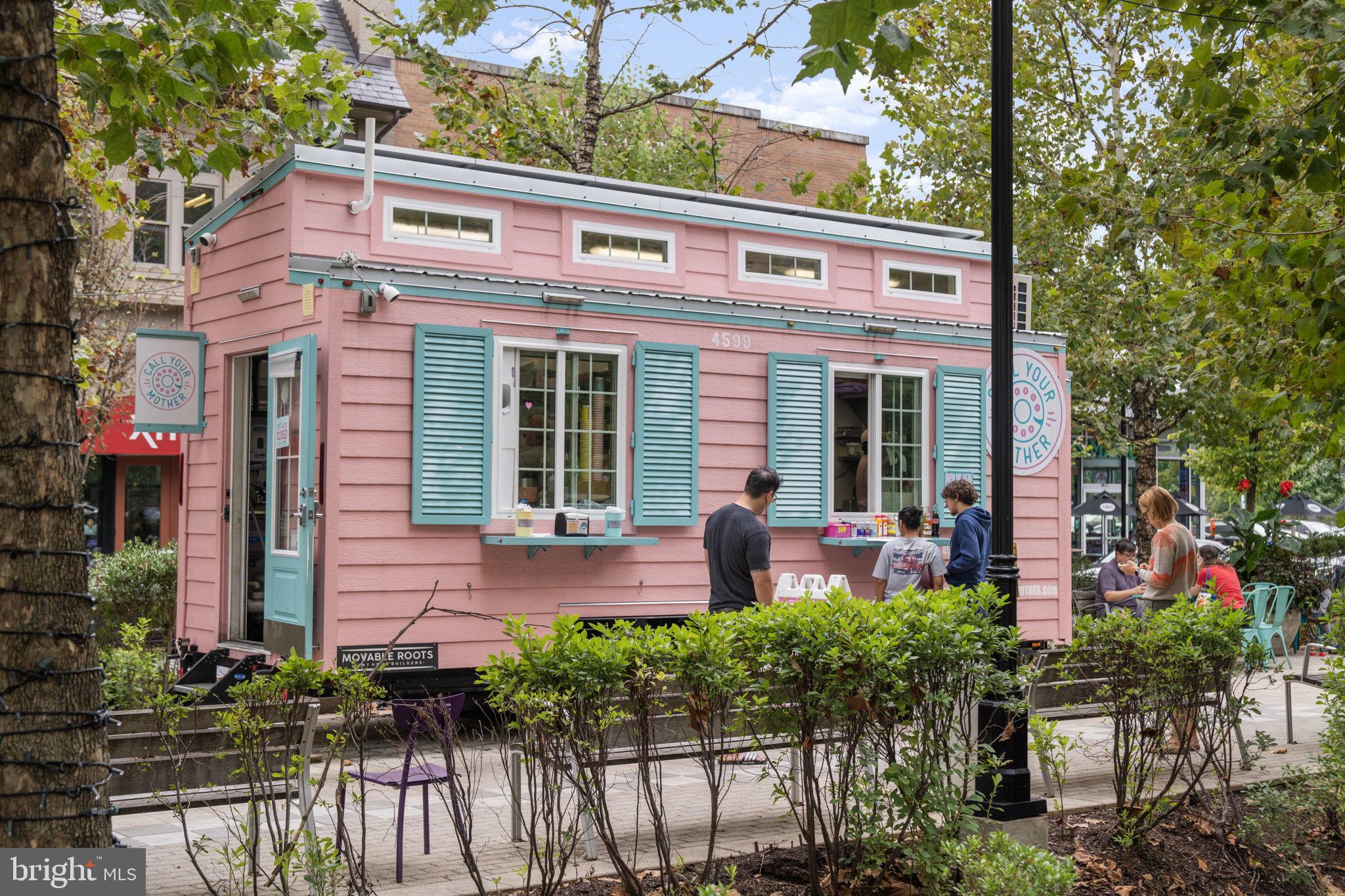 5807 Taylor Road Riverdale, MD 20737 - Photo 66 of 66 Call Your Mom