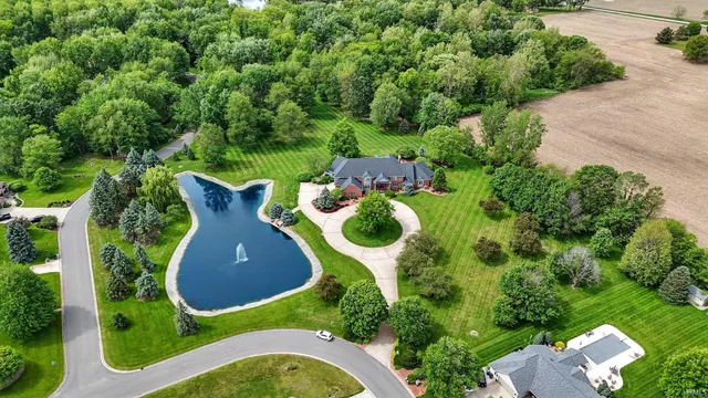 $1,590,000 | 2341 South Paxton Drive, Warsaw, IN 46580