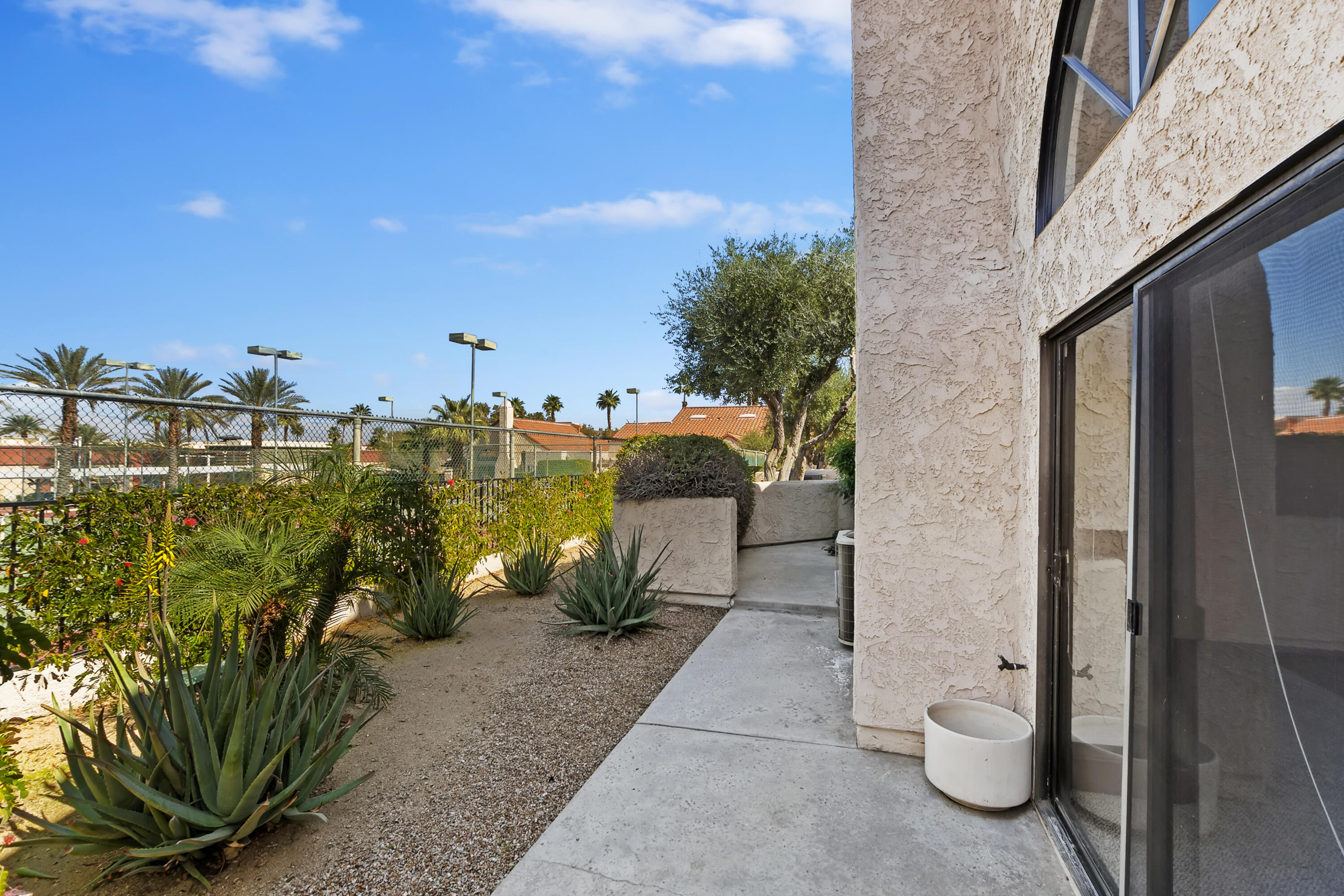 73472 Shadow Mountain Drive Palm Desert, CA 92260 - Photo 27 of 35 a view of outdoor space and patio