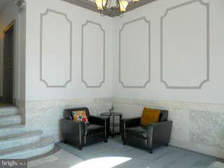 1673 Park Road Northwest, Unit 206 Washington, DC 20010 - Photo 2 of 18 Interior (General)