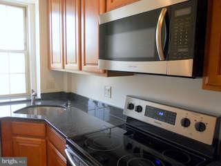 1673 Park Road Northwest, Unit 206 Washington, DC 20010 - Photo 11 of 18 Kitchen