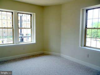 1673 Park Road Northwest, Unit 206 Washington, DC 20010 - Photo 6 of 18 Bedroom