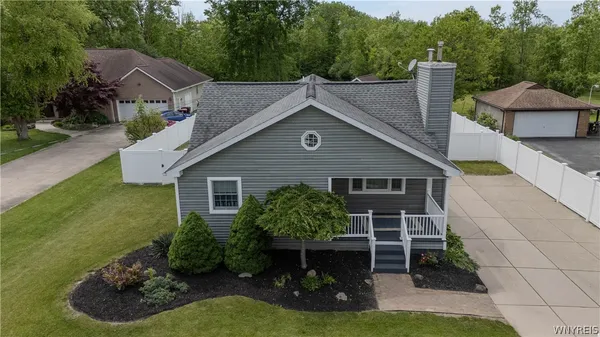 $299,000 | 541 Lake Avenue, Lancaster, NY 14086