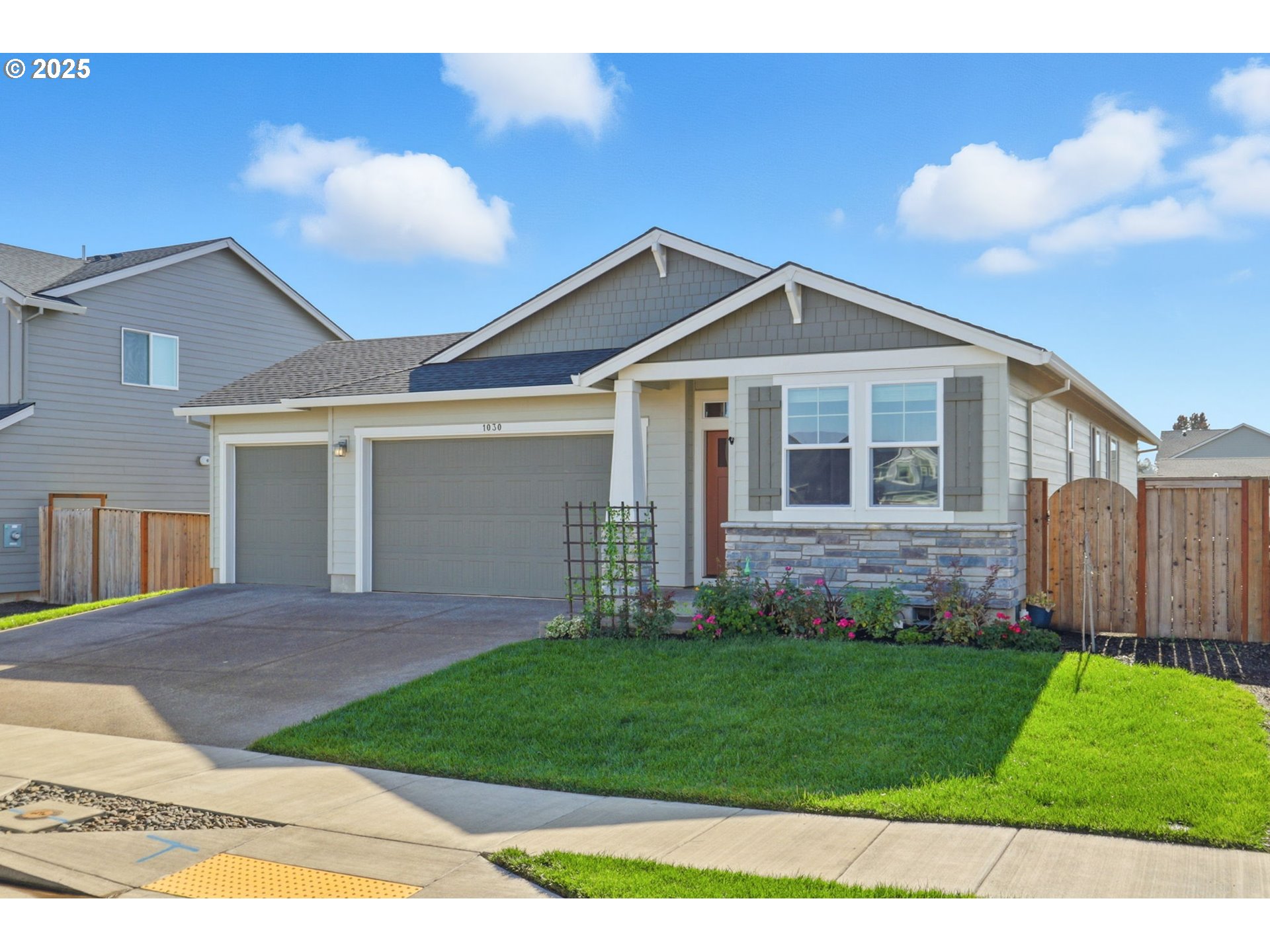 1030 Marie Street Mount Angel, OR 97362 - Photo 2 of 45 Gallery Image 2