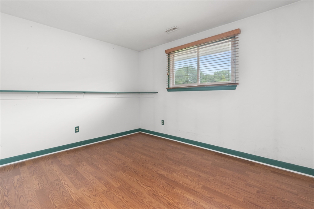 3 Mark Road Beverly, MA 01915 - Photo 16 of 17 Gallery Image 16