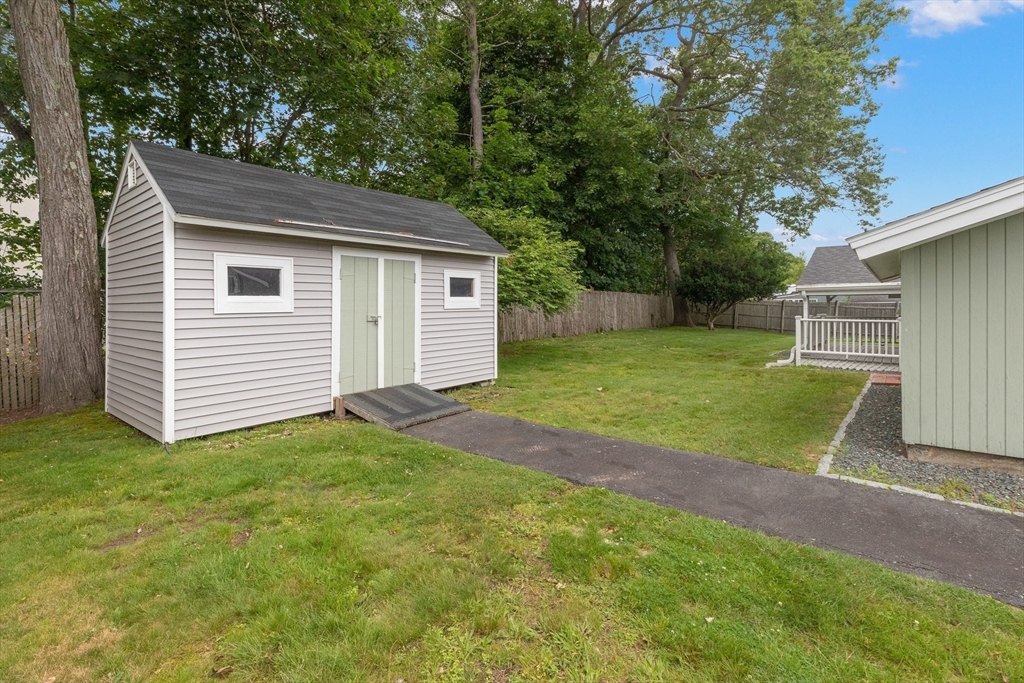 3 Mark Road Beverly, MA 01915 - Photo 5 of 17 Gallery Image 5