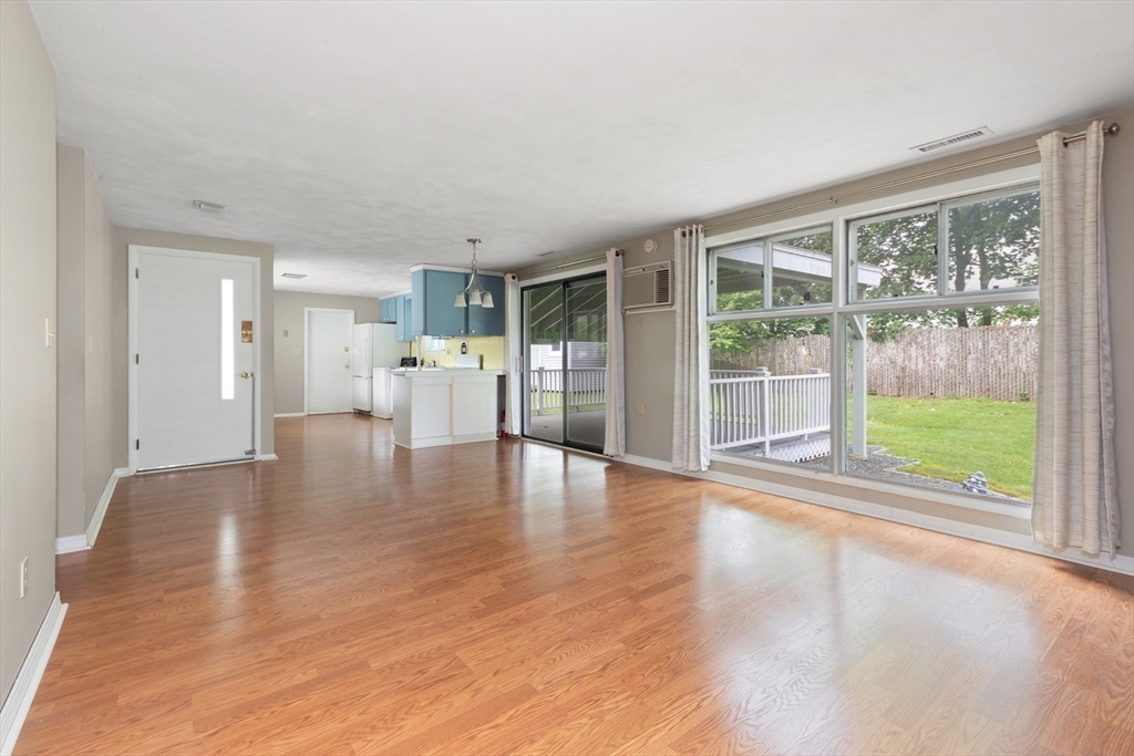 3 Mark Road Beverly, MA 01915 - Photo 8 of 17 Gallery Image 8