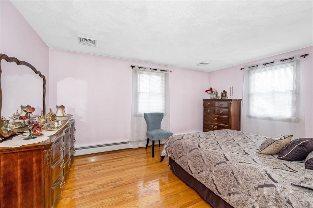 80 Sesame Street Tewksbury, MA 01876 - Photo 24 of 39